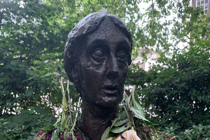London LGBTQ+ History Walking Tour — Private 2-Hour Licensed Guide photo 6