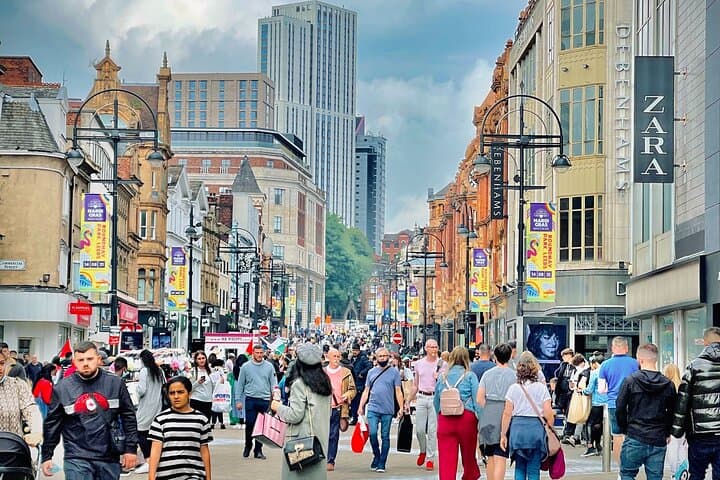 Explore Leeds: Hidden-Gems Treasure Hunt & Big Britain Quiz — 1 Day Pass photo 6