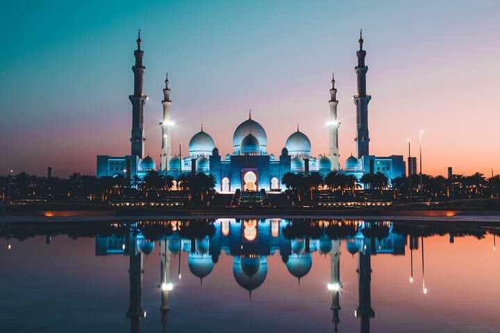 Abu Dhabi Hidden Gems: Self-Guided Treasure Hunt & 7-Day Discovery Pass