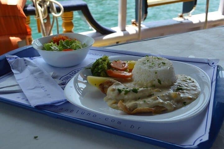 Schooner Cruise and Lunch in Paraty Bay — Islands, Snorkeling & Cachaça Cocktails photo 3