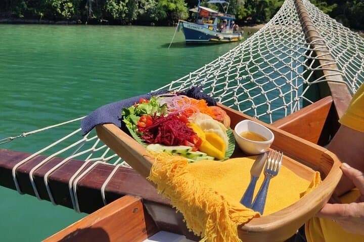 Schooner Cruise and Lunch in Paraty Bay — Islands, Snorkeling & Cachaça Cocktails