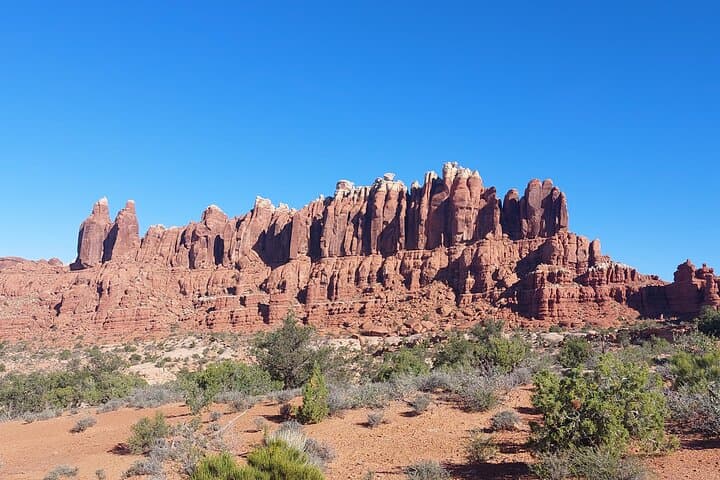 Explore Solitaire Arch: The Hidden Desert Hike in Arches National Park photo 4