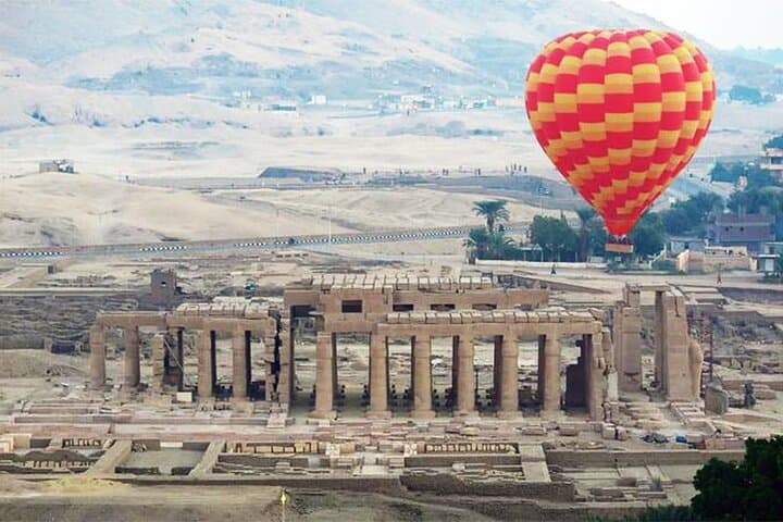 Luxor Hot Air Balloon Sunrise Ride — VIP Balloon Tour Over Ancient Temples photo 5