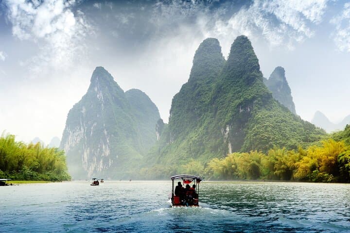 Li River Rafting & Xingping Hike: Private Day Trip from Guilin