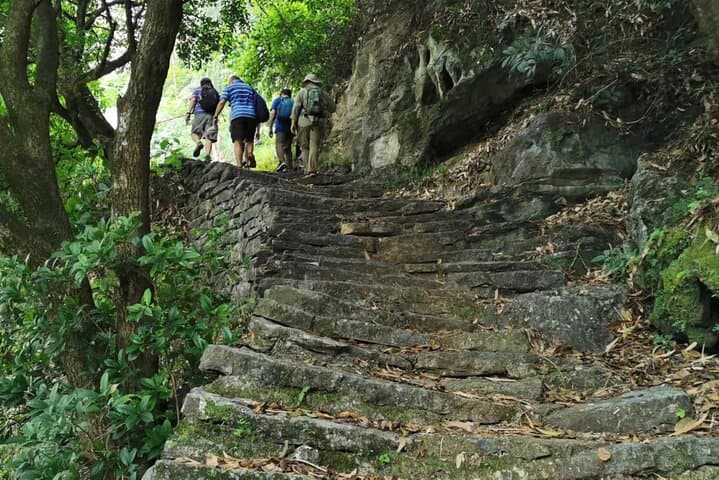 Li River Rafting & Xingping Hike: Private Day Trip from Guilin photo 4