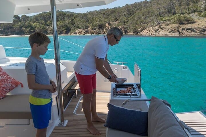 Private Luxury Catamaran Cruise from Mykonos to Rhenia — 5-Hour Charter photo 4