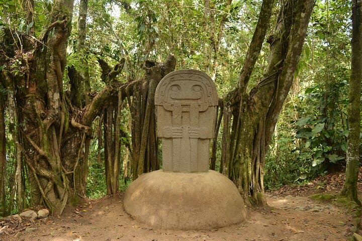 Jeep Tour Around San Agustín: Archaeology, Waterfalls & Andean Views photo 2
