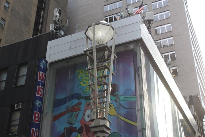 42nd Street Walking Tour: Times Square to Grand Central Guided Walk photo 4