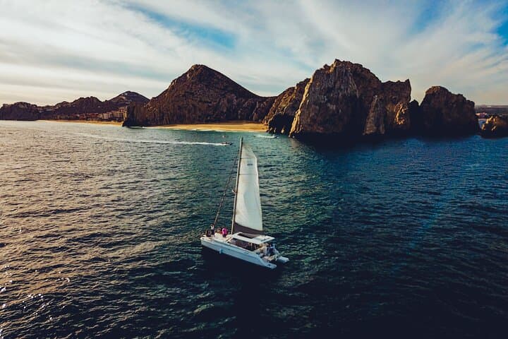 Luxury Whale-Watching Sail to El Arco (Cabo San Lucas) photo 6