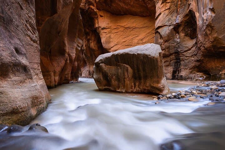 Zion & Bryce Canyon Day Tour from Las Vegas — One-Day National Park Adventure photo 5