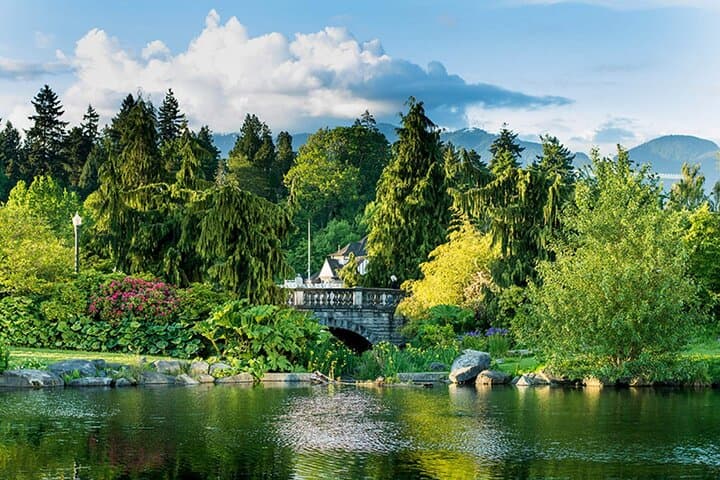 Seattle to Vancouver Day Trip: Stanley Park, Granville Island & Gastown photo 3