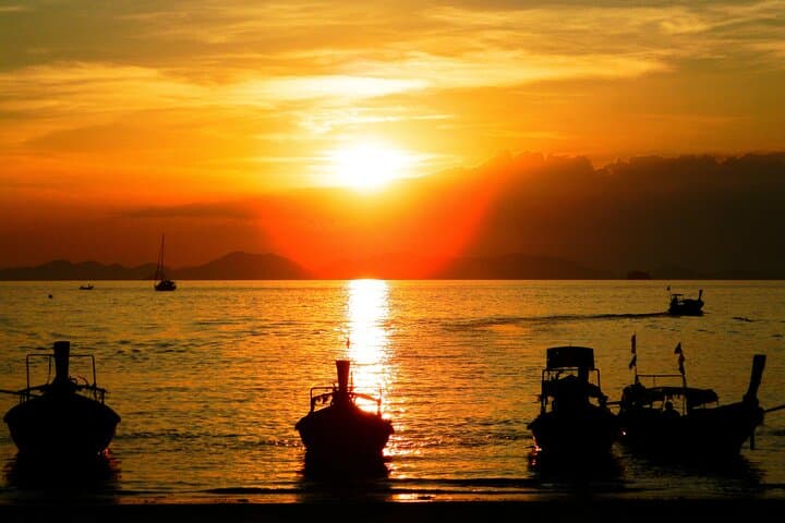 Krabi 7-Islands Sunset Tour with Beach BBQ & Night Snorkeling