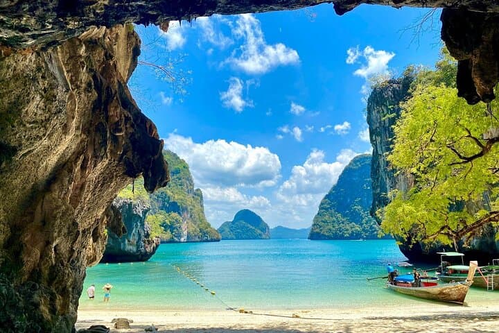 Hong Island Snorkeling & 360° Viewpoint: Longtail Boat Day Trip from Krabi