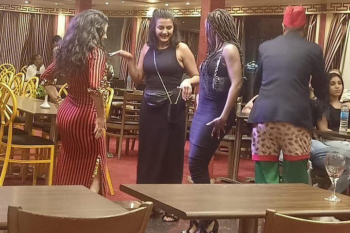 Evening Nile Dinner Cruise in Cairo: Live Music, Belly Dance & Tanura Show photo 4