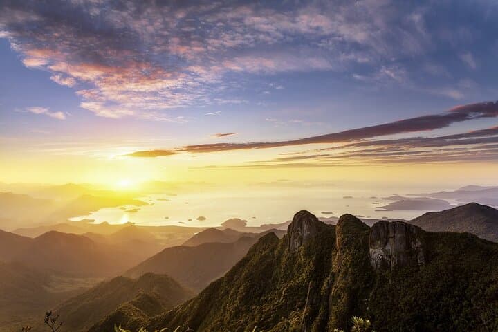 Sunrise at Pedra da Macela: Paraty-to-Cunha Dawn Hike & Viewpoint photo 4
