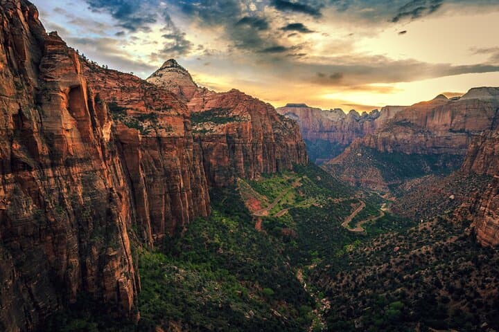 Self-Guided Zion National Park Driving & Shuttle Audio Tour photo 6
