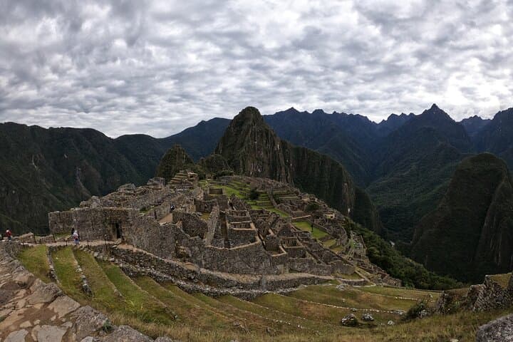 Machu Picchu Full-Day Group Tour from Cusco — Train, Bus & Guided Visit photo 4