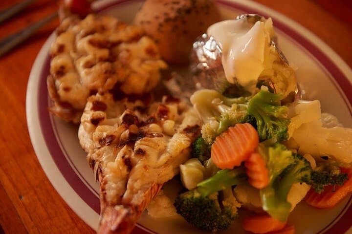Romantic Dinner Cruise on Nichupté Lagoon: Open Bar & Live Sax in Cancun photo 6