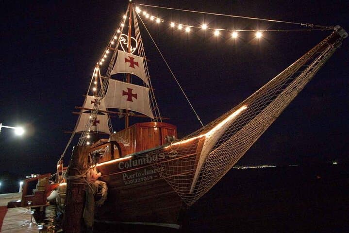 Sunset Spanish Galleon Dinner Cruise in Cancun — Romantic Evening Aboard a Galeon
