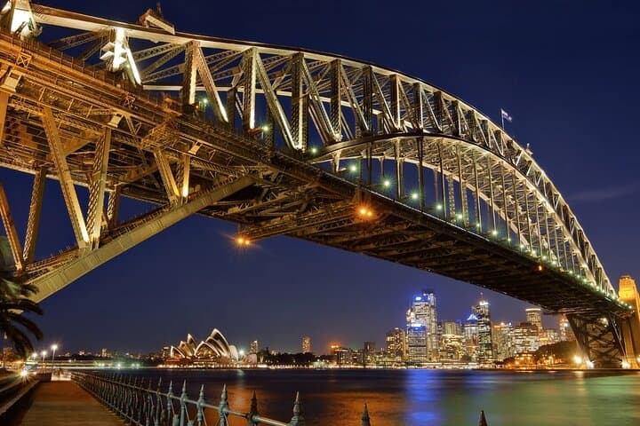 Retro Boat Party Cruise on Sydney Harbour — 80s & 90s Dance Cruise photo 6