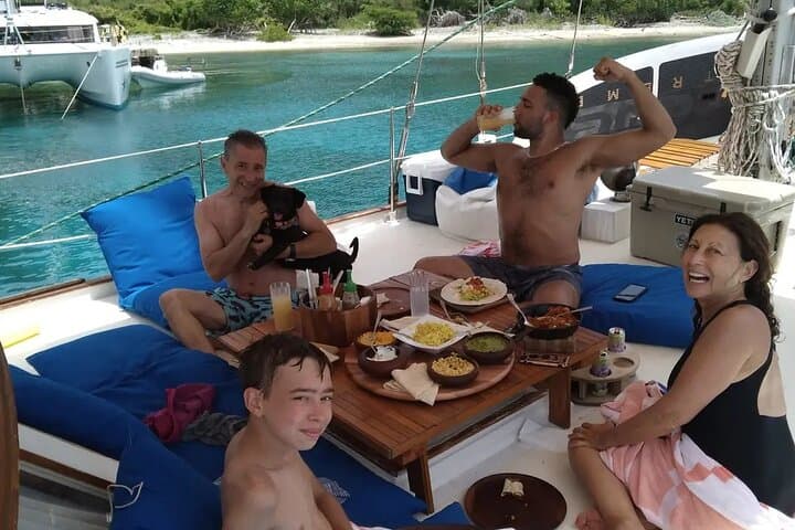 Anne Bonny Daysail: BVI Snorkel, Turtles & Willy T Floating Bar photo 5