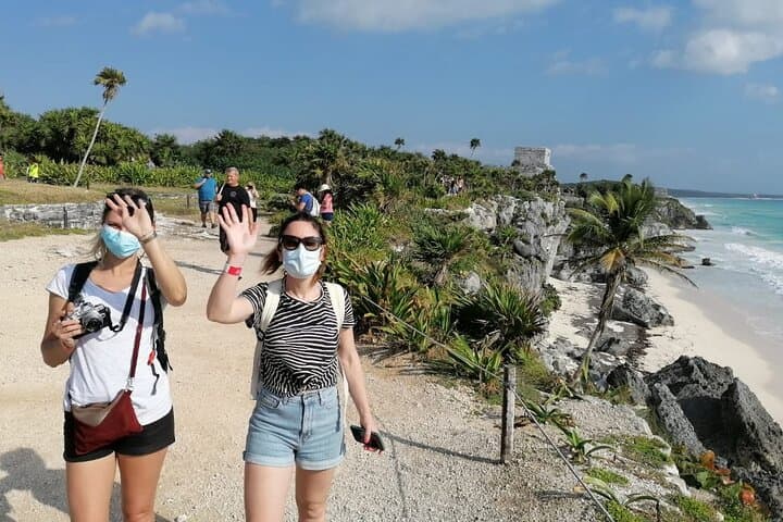 Tulum Ruins and Jaguar Park: Private Round-Trip Tour with Tickets