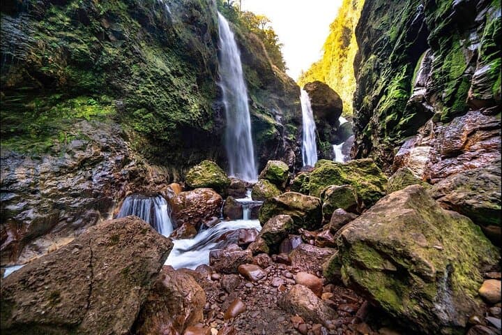 Bajos del Toro Waterfall Trek & Poás Volcano Day Trip from San José photo 2