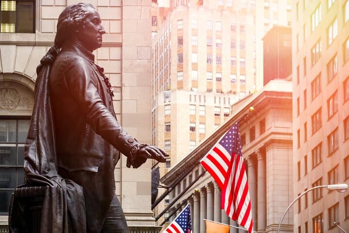 Private WWII and American War History Tour in Downtown New York photo 3