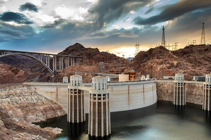 Explore Grand Canyon West & Hoover Dam: Scenic Tour with Skywalk Experience photo 2