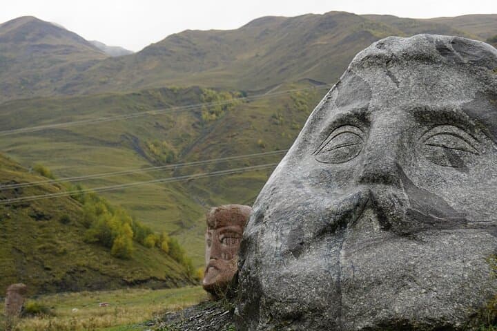 Three-Day Kazbegi Trek: Truso Valleys, Gergeti Views & Chaukhi Hike photo 6