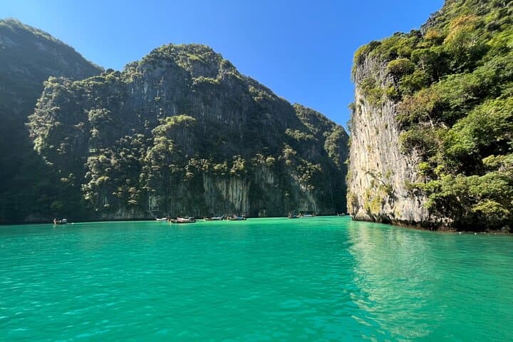 Phi Phi & Bamboo Islands Speedboat Day Trip: Snorkel, Swim and See Maya Bay photo 3
