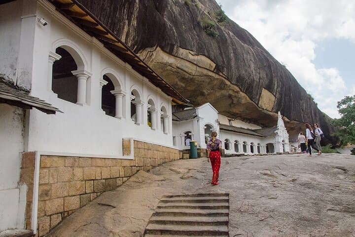 2-Day Private Cultural Tour to Sigiriya, Dambulla & Kandy — All-Inclusive photo 6