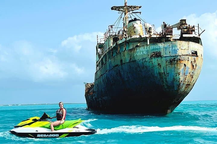 Jet-Ski to La Famille Express: 1-Hour Shipwreck Adventure in Providenciales photo 1