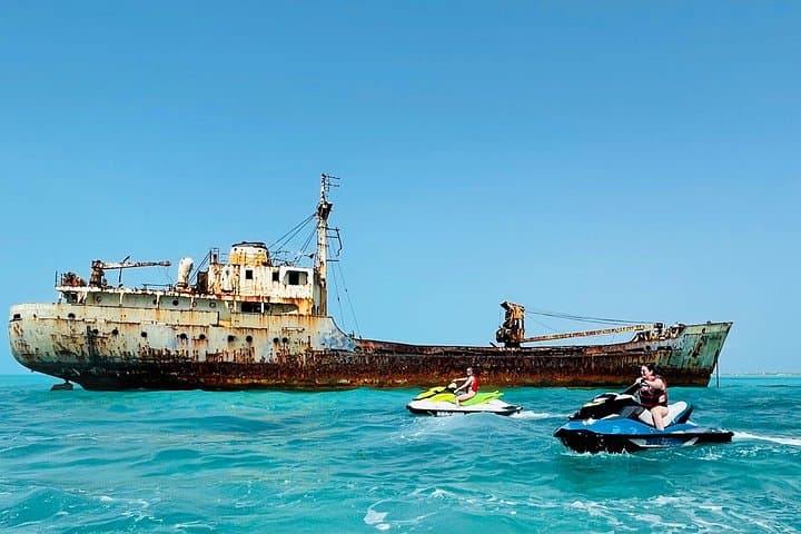 Jet-Ski to La Famille Express: 1-Hour Shipwreck Adventure in Providenciales photo 2