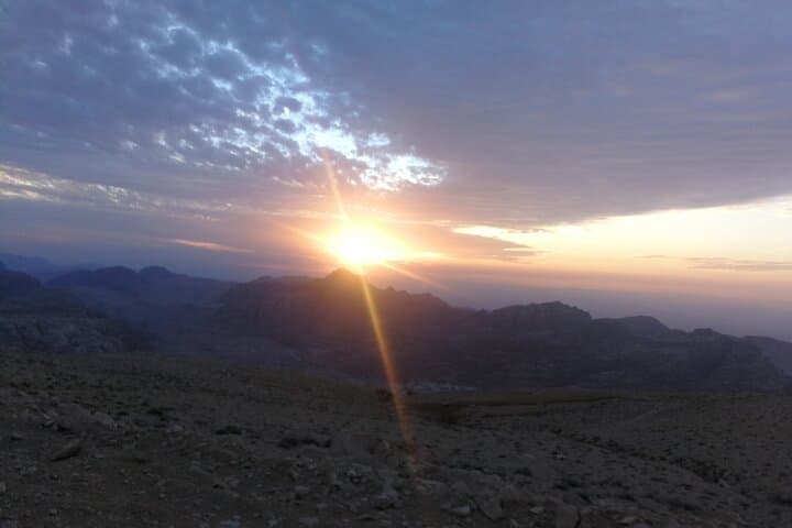 Private 3-Hour Guided Tour of Petra: Siq, Treasury, Royal Tombs photo 4
