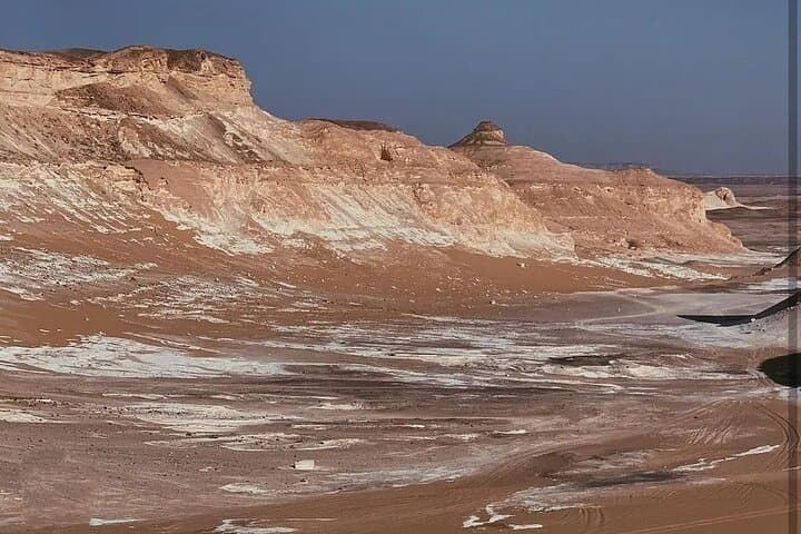 White & Black Desert Day Tour from Cairo — White Desert & Bahariya Oasis photo 3