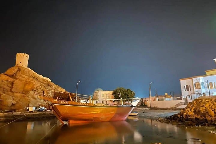 3-Day Private Oman Adventure: Wadi Shab, Wahiba Sands & Jebel Akhdar photo 3