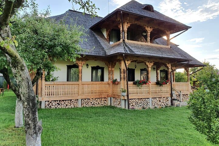 3-Day Private Tour from Bucharest: Wallachia & Transylvania Highlights photo 2