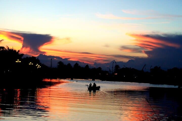 Hoi An Sunset Boat Trip on the Thu Bon River — Private 2–3 Hour Cruise photo 3