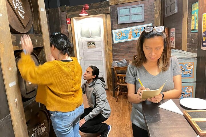 Gangster Speakeasy Escape Room at Pier 39 — Malone’s Mobster Hideout