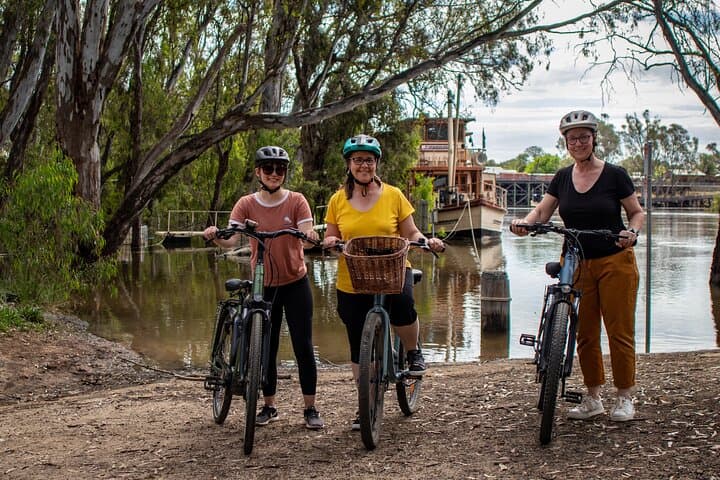 Half-Day E-Bike Hire in Echuca — Ride the Murray River Scenic Trails photo 4