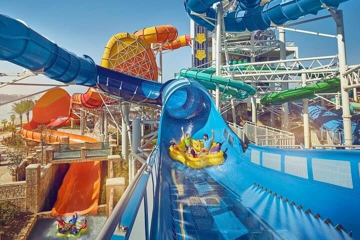 Aquaventure & Lost Chambers: Dubai's Ultimate Waterpark and Aquarium Day Pass