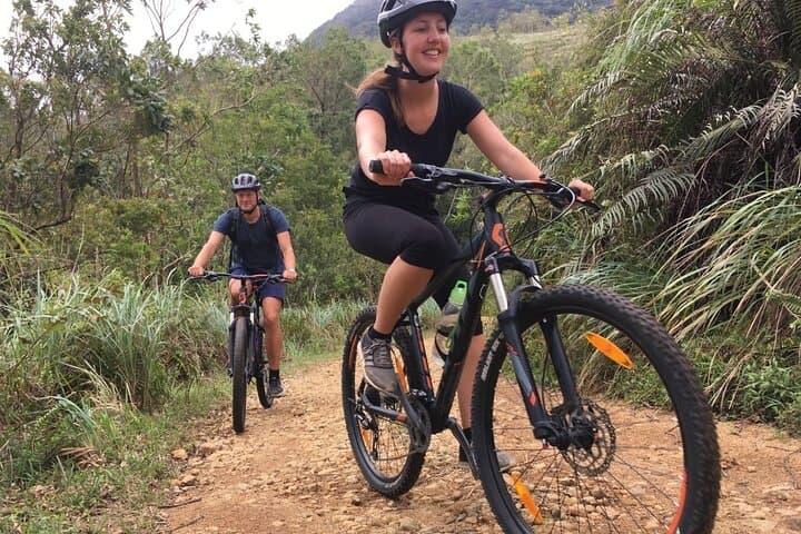 Cycling to Hunas Falls: Kandy Day Tour Through Tea Country photo 3