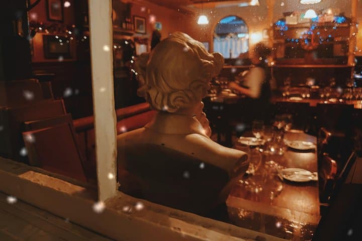 Walk in Scrooge’s Footsteps: A Christmas Carol & Dickens Old London Walking Tour photo 3