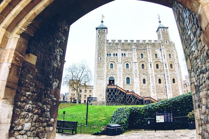 London in One Day: Private Bespoke Walking Tour of Central London