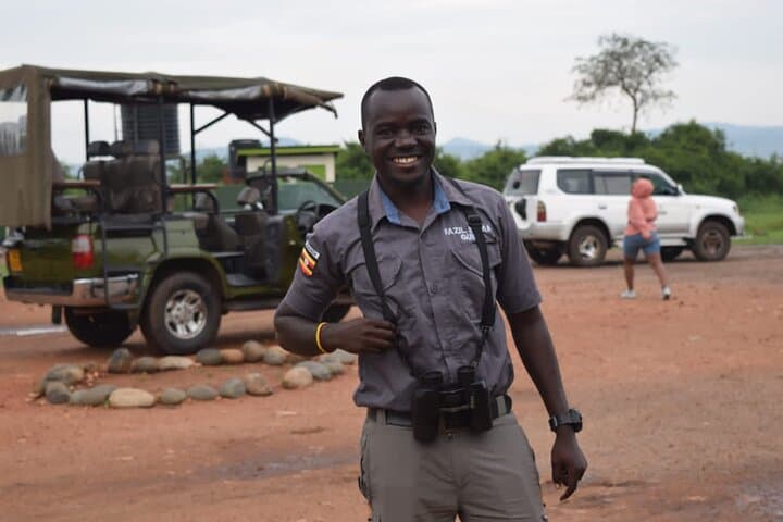 Queen Elizabeth Open Safari Jeeps — Morning Game Drives in Uganda's Wild Plains photo 4