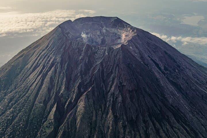 San Miguel (Chaparrastique) Volcano Hike — Summit Crater Trail Guide photo 2
