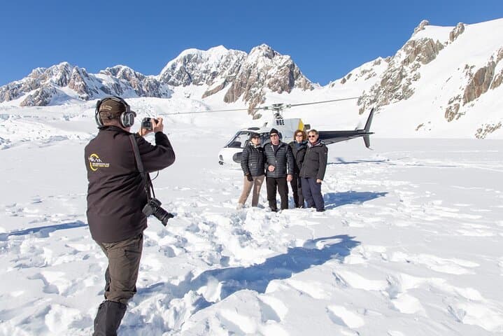 Fox Glacier Snow Landing Helicopter Tour — 20-Minute Snow Landing from Fox Glacier photo 3