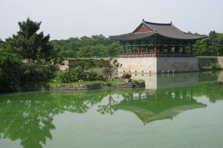 Gyeongju 2-Day Customized Cultural Tour — Bulguksa, Seokguram & Namsan photo 2