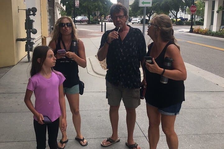 Royal Scavenger Hunt in Chandler: Wacky Walks App Adventure photo 2